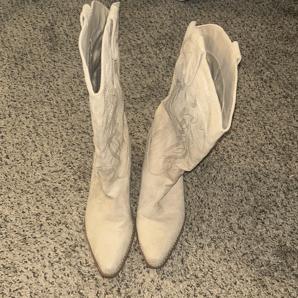 Madden girl Redford sand colored cowboy boots size 8.5 - Picture 3 of 8